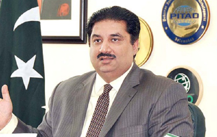 Pakistan commerce minister due in Azerbaijan 